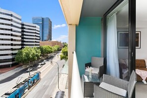 Property grounds - CBD 1BR Apt-104 North Terrace-Walkable/CityView (Adelaide)