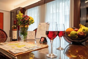 Dining - Acropolis Luxurious Legacy (Athina)