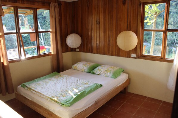 1 habitación, wifi gratis y ropa de cama