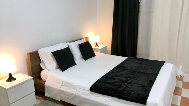Unclassified image, 1 of 6, button - Apartamento 73 com Terraço (Lisbon)