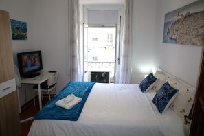 Økonomi-dobbeltrom | Strykejern/-brett