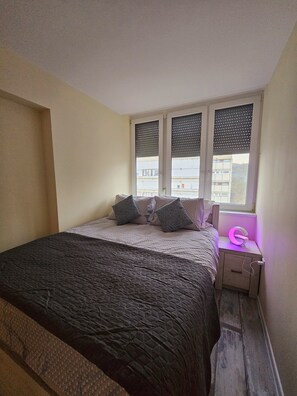 1 bedroom, iron/ironing board, free WiFi, bed sheets