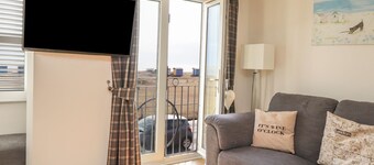 Kent Beachhouse ★ Stunning Seaviews ★ Jacuzzi Bath