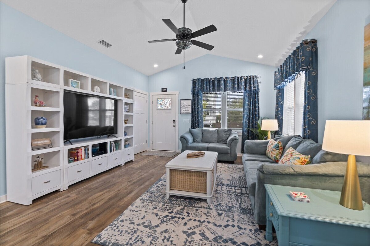 Photo 12 of Close to beach, heated pool,pet friendly, pickleball