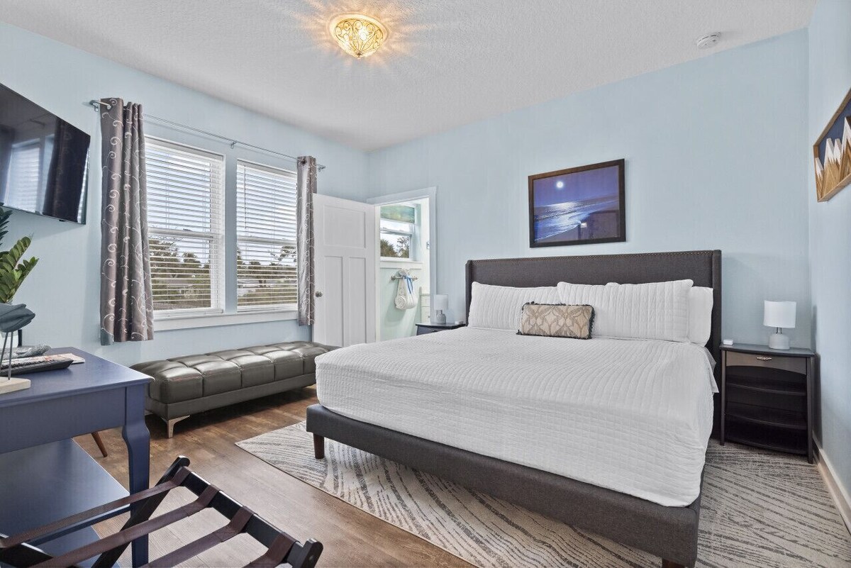Photo 21 of Close to beach, heated pool,pet friendly, pickleball
