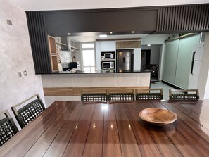 Dining - Casa Aconchegante em Maresias Próximo a Praia (Praia de Maresias São Sebastião)