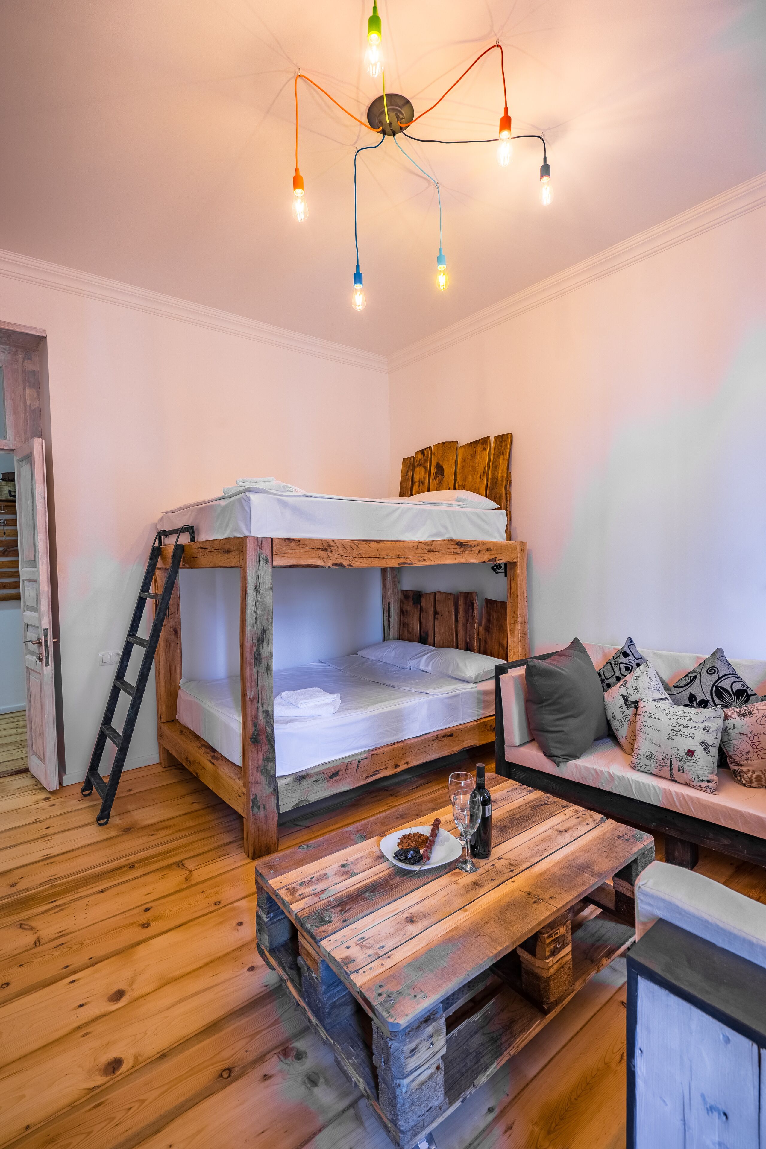 Apartment | Iron/ironing board, WiFi (free)