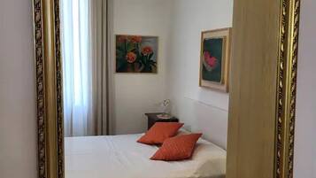 1 dormitorio, wifi, ropa de cama