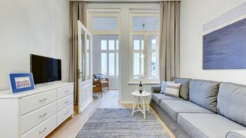 Family Apartment | 1 bedroom, iron/ironing board, free WiFi, bed sheets