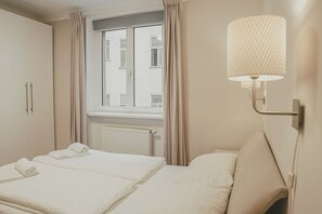 Leilighet – city | 2 soverom, allergitestet sengetøy, skrivebord og strykejern/-brett