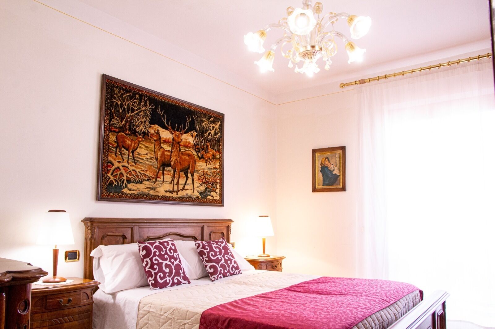 2 室のベッドルーム、セーフティボックス (室内)、旅行用ベビーベッド、WiFi