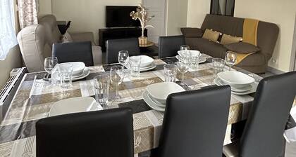 Appartement de Plein Pied Avec Terrasse à 20mn du Château de Fontainebleau