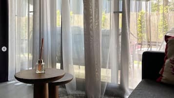 Junior Garden Heated Pool Villa | Egyptian cotton sheets, premium bedding, free minibar items