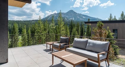 11 Treeline 4 Bedroom Home by Moonlight Basin Lodging