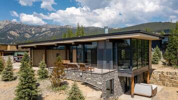 Huis, 4 slaapkamers | Exterieur