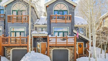 Townhome, 4 Bedrooms | Exterior