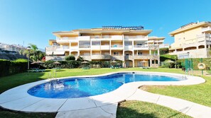 Pool - Don Juan Eco Front Sea Views Apartment Fuengirola (Fuengirola)