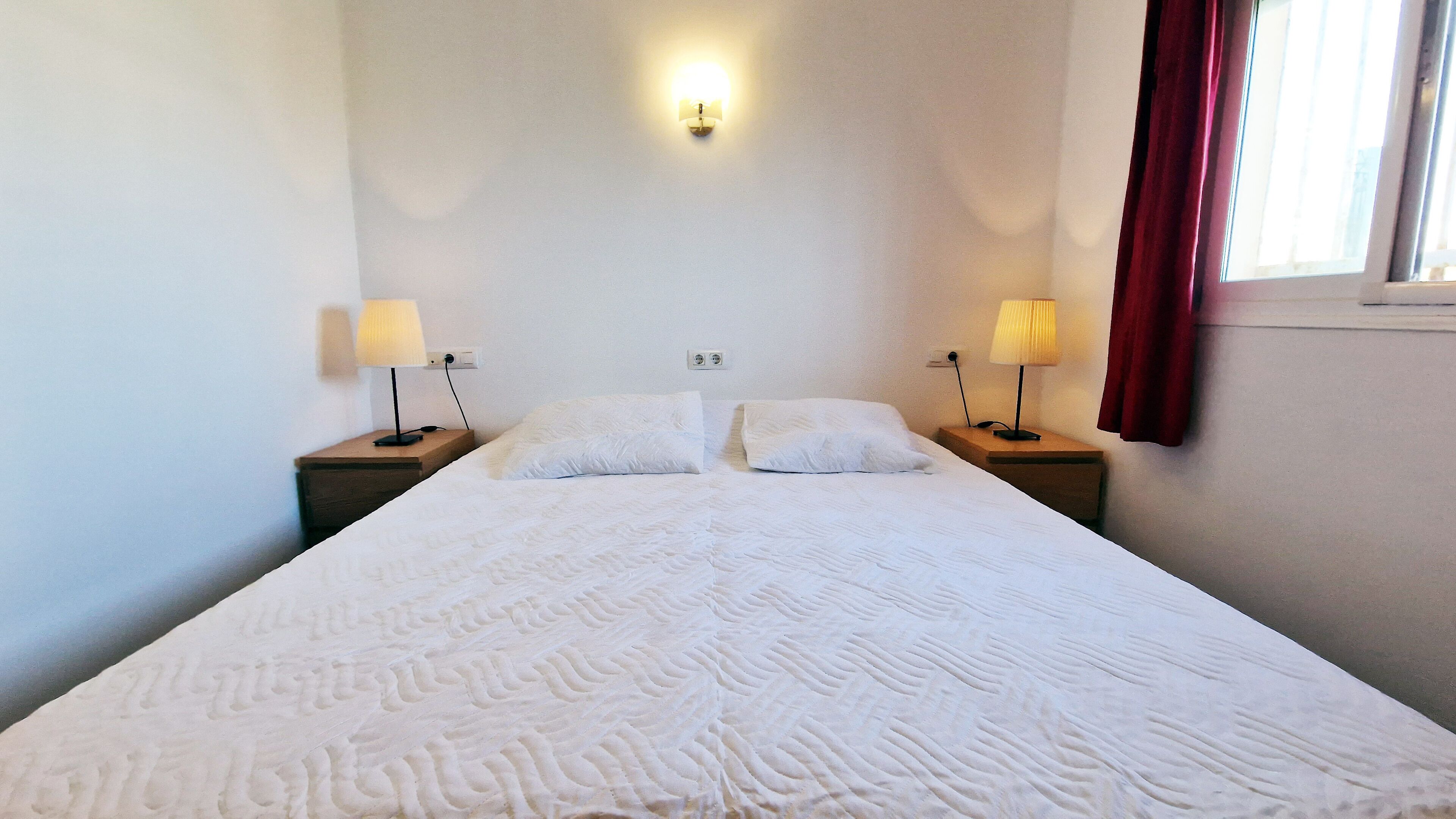 1 bedroom, iron/ironing board, travel cot, WiFi