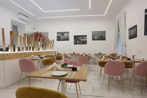 Daily local cuisine breakfast (EUR 7.00 per person) - PALAZZO SANT'ARCANGELO (Naples)