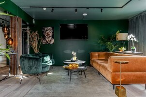Sala de estar en el lobby