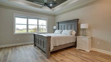 House (3 Bedrooms) | 3 bedrooms, bed sheets