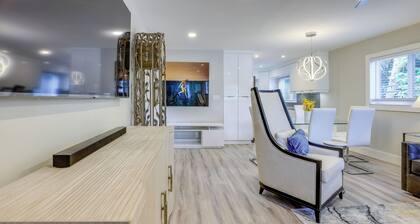 Upscale Condo - 2 Blocks to Riviera Beach!