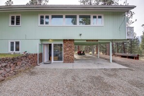 House (2 Bedrooms) | Interior - Pet-friendly Montana Abode w/ Balcony & Fireplace! (Stevensville)
