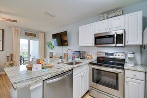 Apartment (1 Bedroom) | Interior