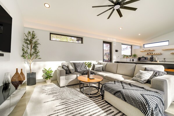 Casa (2 Bedrooms) | Interior