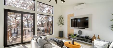 House (2 Bedrooms) | Front of property