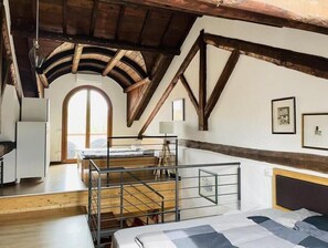 1 habitación, wifi y ropa de cama