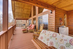 House (2 Bedrooms) | Interior - Spacious Murphy Retreat w/ Decks & Game Room! (Murphy)