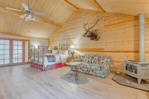 Talo (4 Bedrooms) | Sisätilat