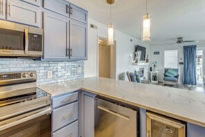 Apartment (2 Bedrooms) | Interior - Steps to Ocean: High-end North Myrtle Beach Condo (North Myrtle Beach)