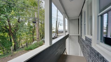 Apartment (2 Bedrooms) | Bahagian dalam