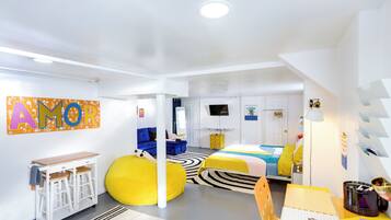 Apartment (0 Bedroom) | Front of property