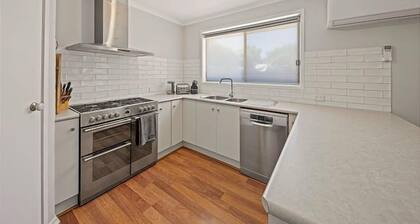 Pepper Place, Porepunkah!