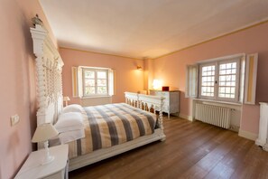 高级房 | 高档床上用品、羽绒被、特色家居、免费 WiFi