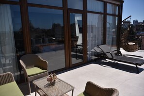 Junior Suite | Terrace/patio - Hotel Monarch (Batumi)