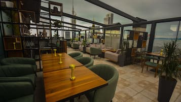 Terrasse sur le toit