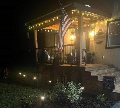 Grand Lake Cabin @ Duck Creek, Sleeps 6, with Hot Tub & Pool