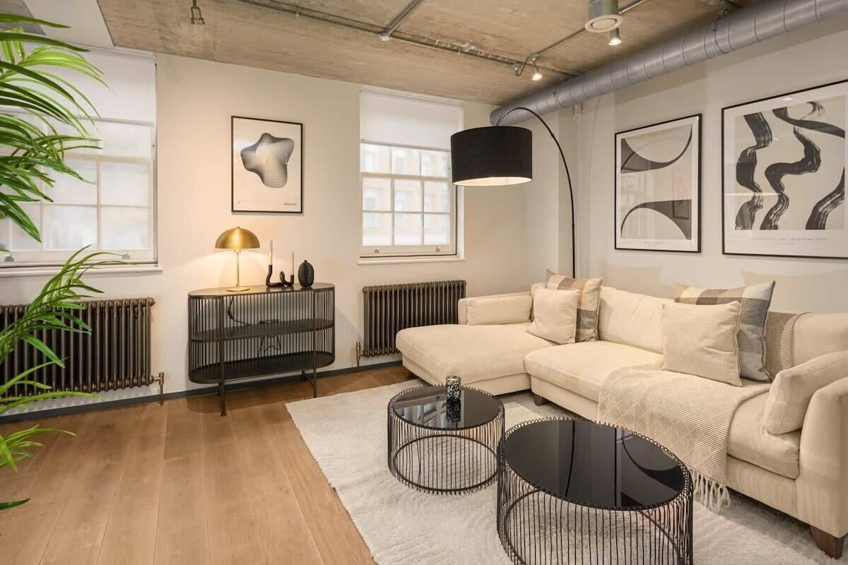 Televisio, työhuone