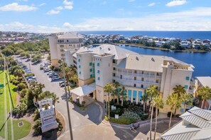 Exterior - "Sea Shores 211" 1 bed unit-Sleeps 4-Lake View (Panama City Beach)