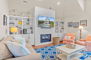 Smart TV, fireplace, DVD player, foosball - Soundside w/ Pool, Hot Tub, Game Room, Cmty Tennis/Pickleball, Beach Nearby (Avon)
