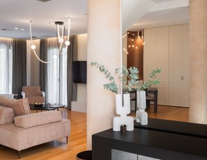 Smart-TV, peis, fotballspill og bordtennis