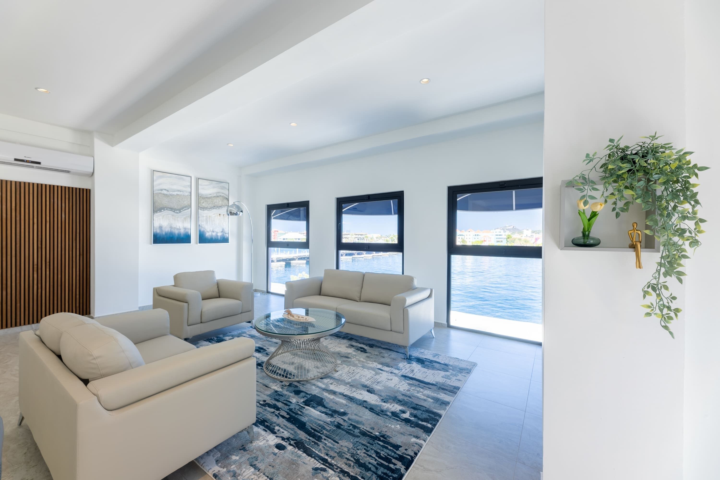 Télévision, espaces bureaux