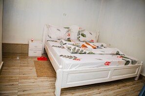 8 chambres, coffres-forts dans les chambres, chambres insonorisées
