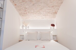 1 slaapkamer, een strijkplank/strijkijzer, gratis wifi, beddengoed