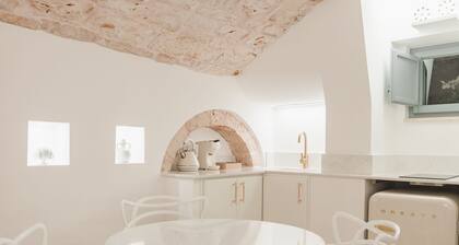 Dimore Bianche, Santa Lucia 17