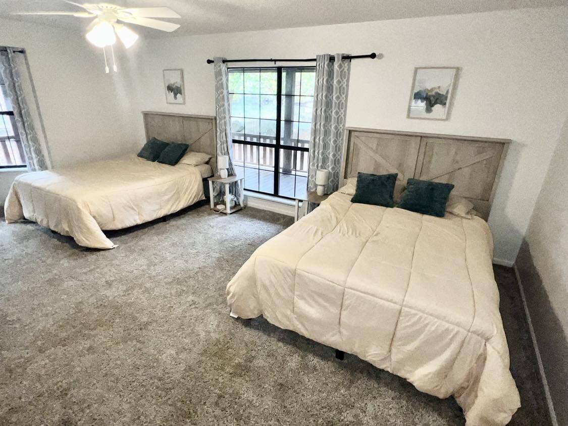 2 多间卧室、熨斗/熨衣板、免费 WiFi、床单